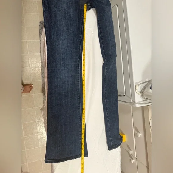 True Religion Denim Becca Mid Rise Bootcut with Signature Pocket Stitching - Picture 8 of 9